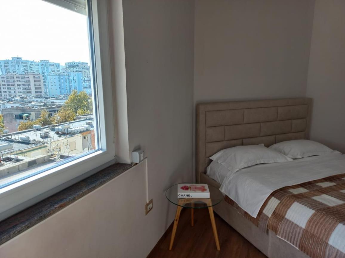 Penthouse & Aparts Gasthuis Tirana