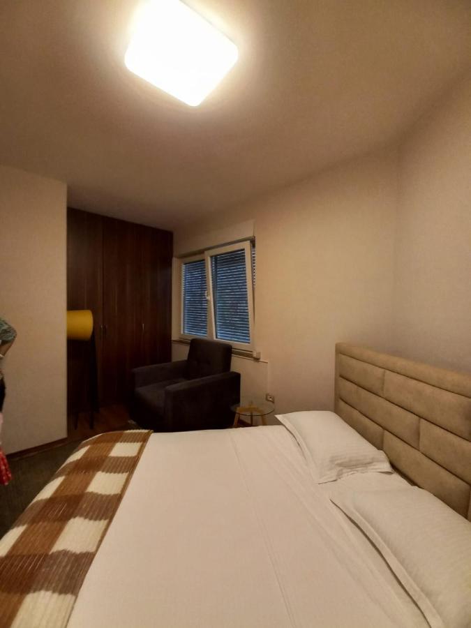 Guest house Penthouse & Aparts